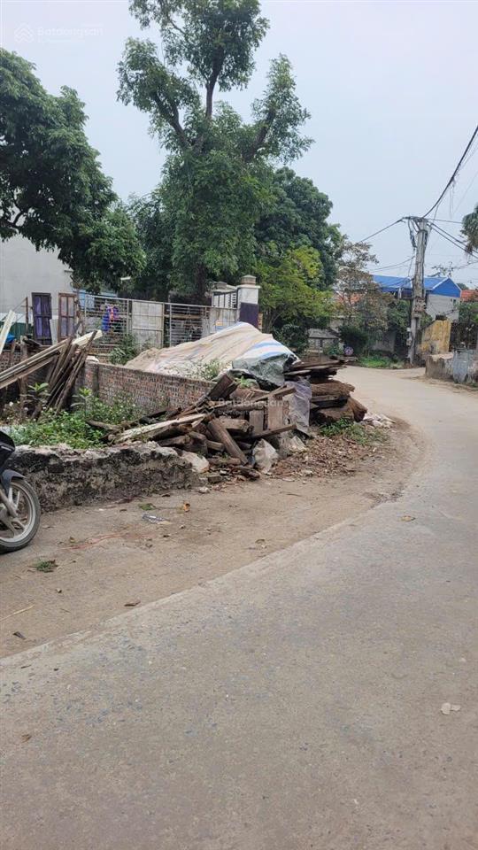 Bán 40m2 đất tại phường chương mỹ, đường rộng 8m, trục chính kinh doanh nhỏ, sổ đỏ chính chủ