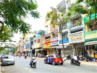 Bán nhà mặt tiền kinh doanh quận 10  ngay nguyễn tri phương, dt 3,5x10m  6 tầng  giá 9,5 tỷ