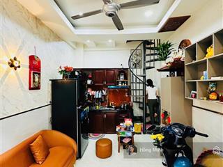 Chính chủ cần bán gấp nhà đẹp hẻm lý thường kiệt, p.8, tân bình, dt 3,2x9m  2 lầu  giá 3,15 tỷ