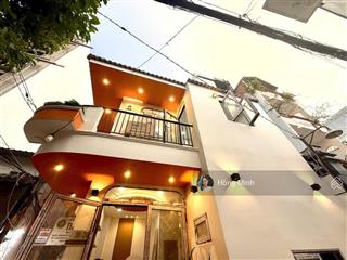Cần bán gấp nhà mới vào ở liền căn góc  hẻm 3m phan đăng lưu, p.24, dt 5x6m  2 tầng  giá 3,8 tỷ