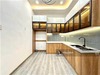 Nhà mới vào ở liền  ngay trung tâm quận gò vấp  hẻm xe hơi  dt 5x25m  2 lầu  giá 10,8 tỷ