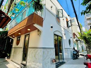 Nhà mới full nội thất  phan xích long  30m ra hẻm xe hơi  dt 4,5x8m 3pn  căn góc  4,95 tỷ