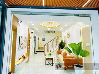 Ngay trung tâm gò vấp  hxh quang trung  dt 4,5x12m  2 lầu mới full nội thất  giá 5,5 tỷ