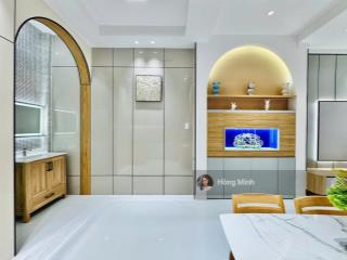 Bán gấp  nhà mới  20m ra hxh cách mạng tháng tám  quận 3  dt 4.5x7m  2pn  giá 3.85 tỷ