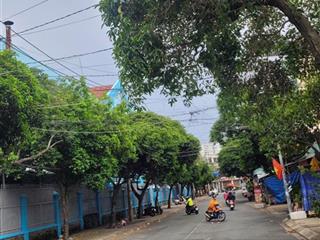 Cần bán gấp nhà mtnb 10m thoại ngọc hầu, p.phú thạnh, tân phú, dt 64m2  2 tầng  giá 5.49 tỷ