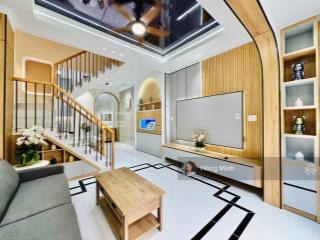 Chỉ 7.65 tỷ  90m2 đất  có nhà ngay chợ bà chiểu  phan văn trị  trung tâm quận bình thạnh