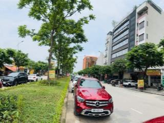 Chính chủ gửi bán lô đất đấu giá dương nội  mặt tiền đường lê quang đạo kéo dài