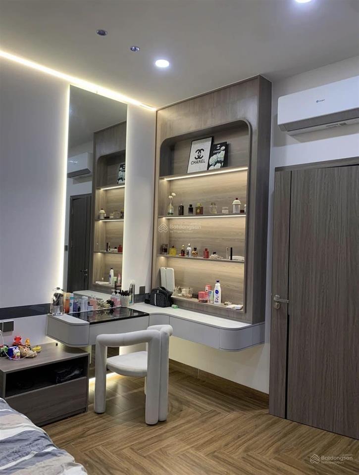 Cần bán nhà mới 3 tầng mặt tiền đường đa phước 2 cách sông 50m gần chương dương