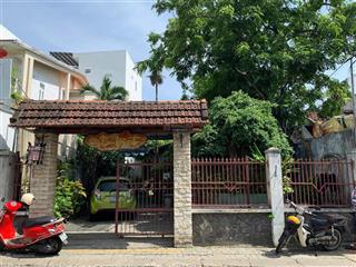 Cần bán gấp lô đất mặt tiền đường lê hữu trác thuộc khu biển mỹ khê tp đà nẵng.