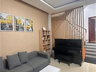 Cần bán căn nhà 3 tầng mặt tiền đường huỳnh tấn phát phường hoà cường quận hải châu tp đà nẵng