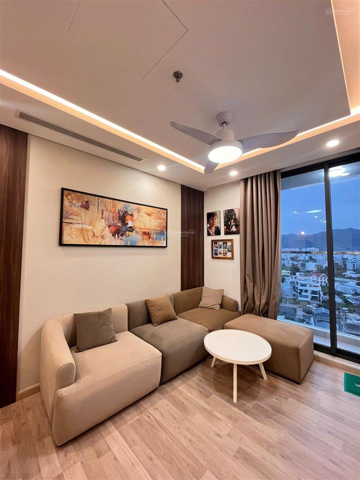 Chính chủ cần bán căn hộ 2pn tầng cao ct1 riverside luxury nha trang