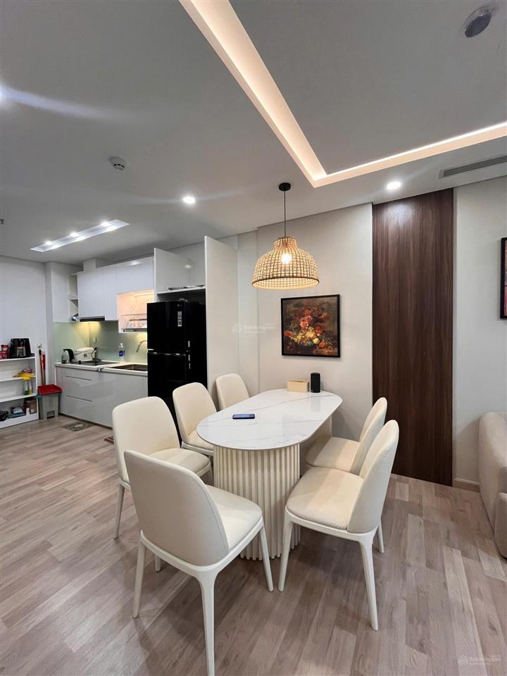 Chính chủ cần bán căn hộ 2pn tầng cao ct1 riverside luxury nha trang