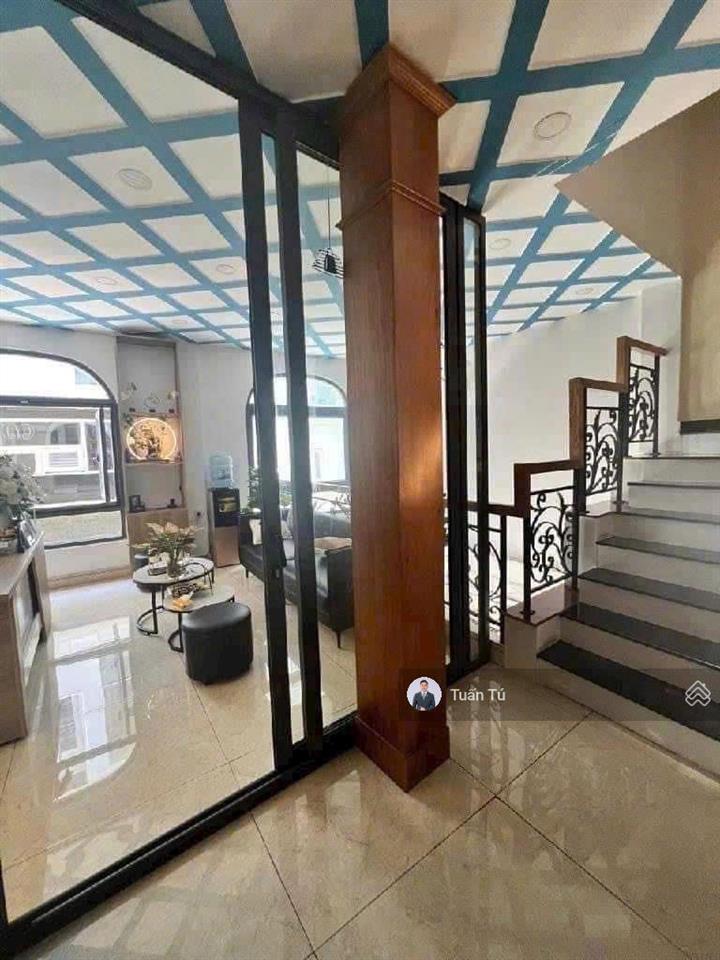 Sát mặt tiền  bán nhà bình thạnh  hẻm 5m nguyễn xí, p13  gần vincom plaza  5 tầng  giá 9 tỷ tl