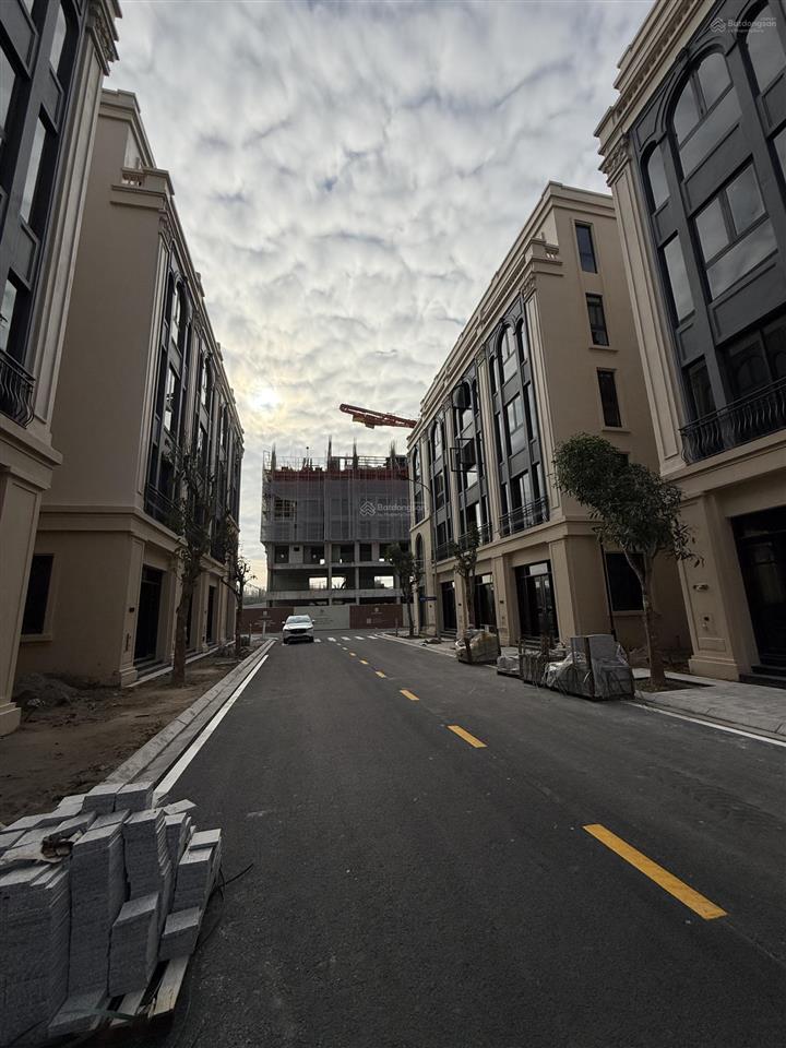 (rẻ nhất vin cổ loa) liền kề 63m2 thịnh vượng giá chỉ 18.9 tỷ gia đình cần tiền bán gấp