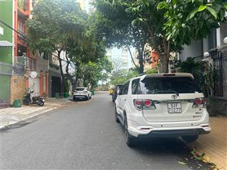 Giảm 2 tỷ! hẻm nhựa 6m cách mạng tháng tám, p11, q3  (4 x 17m) vuông vức  5 tầng  chỉ 12,5 tỷ tl