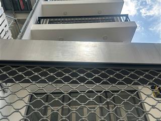 Tòa nhà cách mạng tháng 8, p11, q3  (6 x 27m)  kc 7 tầng, thang máy  hđt 150 triệu  chỉ 57 tỷ