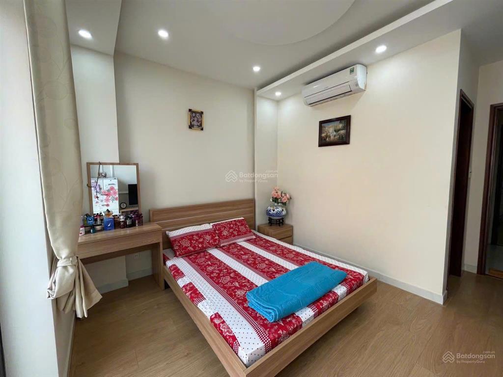 Cực kì hiếm hxh hai bà trưmg, tân định, q1 (4 x 20m) vuông vức cpxd 6 tầng giá 15,8 tỷ tl