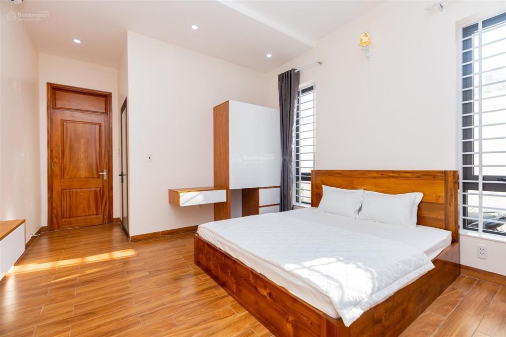 Khu vip sát quận 1. hxh 8m nguyễn cửu vân, p17, bt  (8,5 x 15m)  cấp 4 tiện xây  chỉ 25 tỷ tl