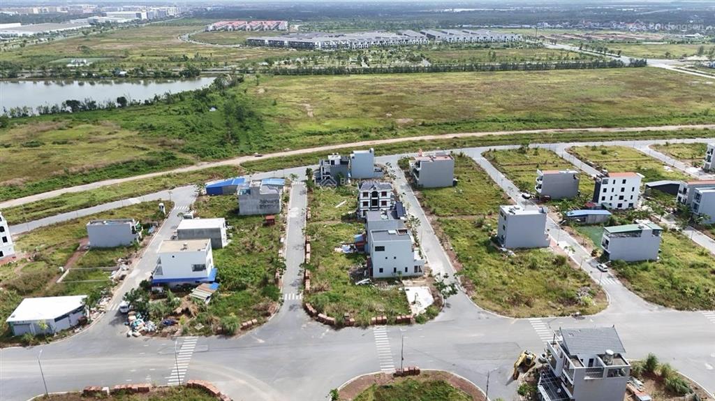 Một bđs cực tiềm năng 120m2 lô sẻ khe 2 mặt tiền khu tđc bắc sông cấm thuỷ nguyên, vị trí cực đẹp