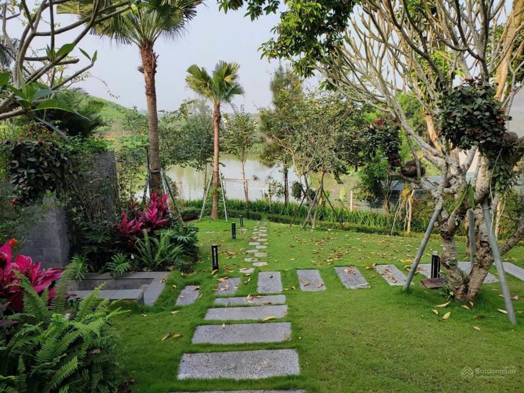 440m mt 20m, đường 30m,kinh doanh, loanh quanh 30tr/m2 đẹp nhất đg bãi dài, sát ga metro, xanhvilas