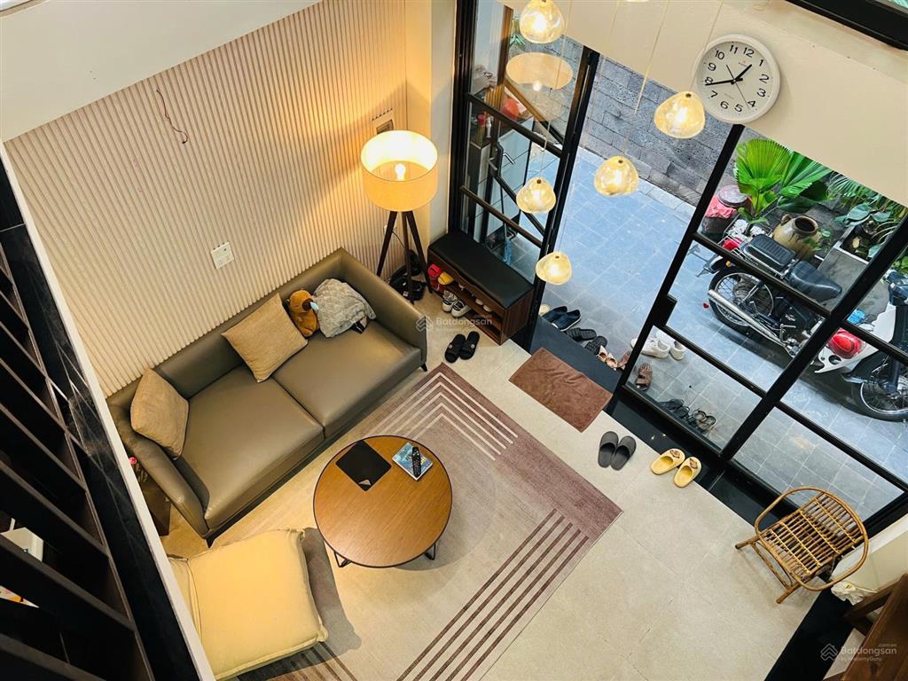 Bán nhà lõi ba đình phố ngọc khánh 56m2 sổ 13.190 tỷ