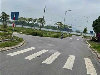 Đất tái định cư mai đình, đường trải nhựa vỉa hè apphan, s  100m2