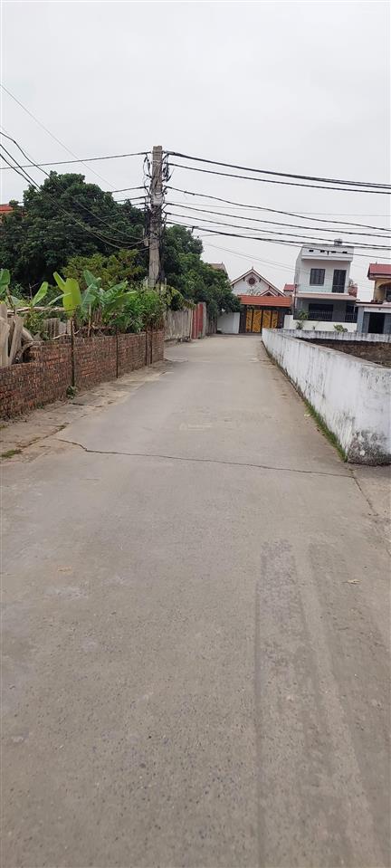 Đất đẹp mặt đường đôi ô tô tránh  gần khu tđc dược hạ  đầu tư hay ở đều tuyệt!!