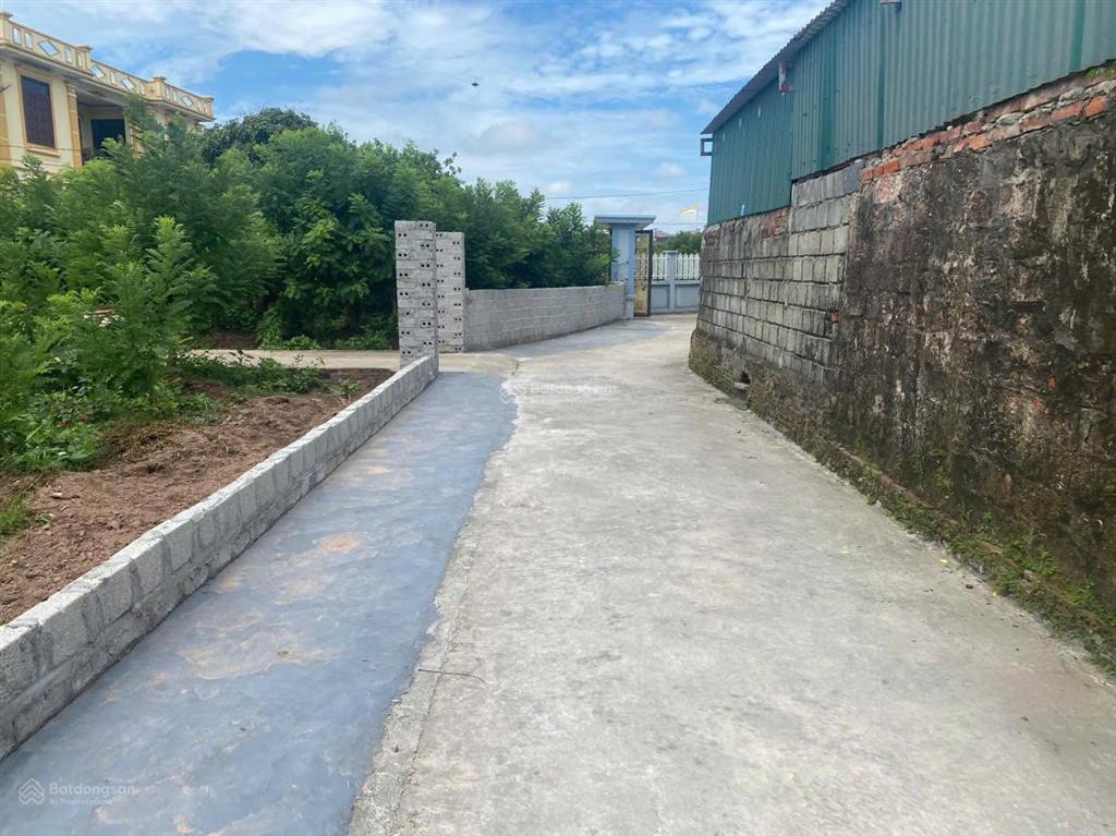 Chính chủ cần bán 412.7m2 đất nam hồng, mặt tiền 15m, đường ô tô