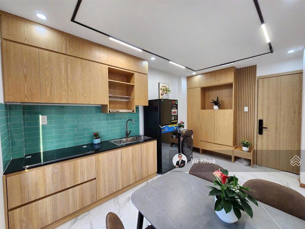 Hđt 65 tr/iệutháng  hẻm 6m nguyễn cửu vân, p17, bt  sẵn 5 tầng, 12 pn (cn 96m2) chỉ 15,5 tỷ tl