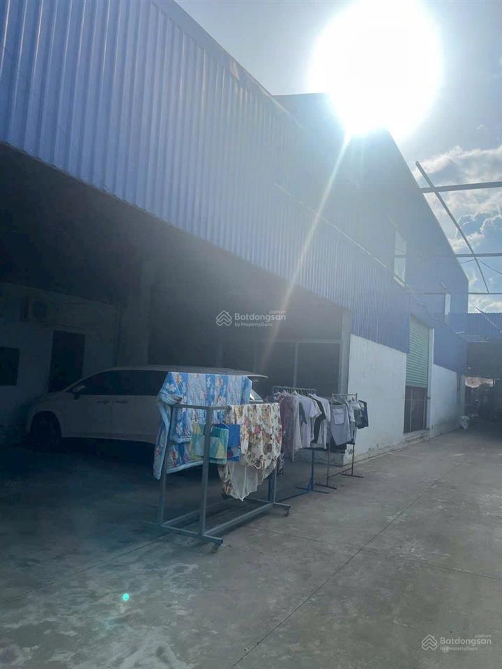 Chính chủ bán kho xưởng an thạnh,bến lức, xây sẳn 300m2 full thổ cư,sổ sẳn,
