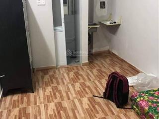 Phòng full nội thất giá rẻ gần đại học văn lang
