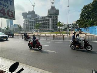 Chính chủ cần bán nhà mặt tiền 44 lê lai.  0796 101 ***