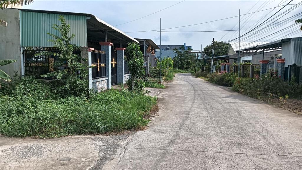 Bán đất nền thổ cư 2 mặt tiền,đường hùng vương, xã phước an, đồng nai, 13 triệu / m2, dt  247 m2