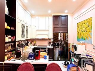 Bán gấp liền kề vinhomes hàm nghi giá sốc 100m2 thang máy kd 41,5 tỷ