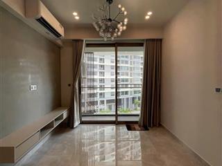 Cần bán gấp căn hộ chung cư midtown m8 2pn