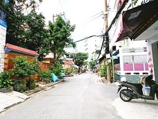 Nhà mới xây, hẻm xe tải thông  âu cơ, tân bình  4 tầng, có phòng ngủ tầng trệt  giá chỉ 7.4 tỷ