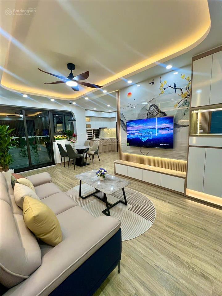 Gia đình cần bán căn hộ 72m2 tòa ct1x2 linh đàm