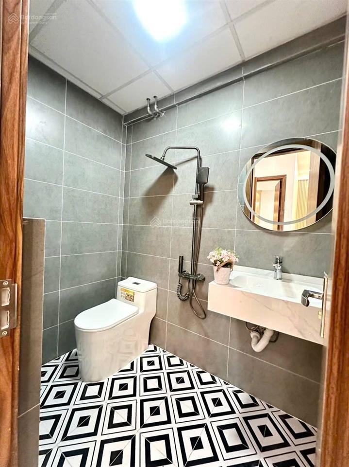 Chính chủ gửi bán căn hộ 2 ngủ toà 89 thịnh liệt