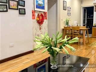 Gia đình cần bán căn hộ 2 phòng ngủ tầng trung tòa đại kim building  trần hòa