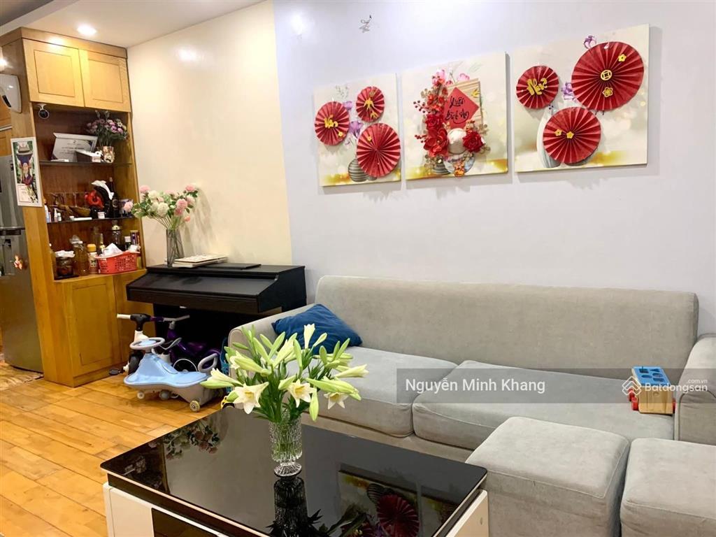 Gia đình cần bán căn hộ 2 phòng ngủ tầng trung tòa đại kim building  trần hòa