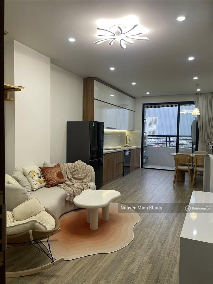 Bán căn hộ 2 phòng ngủ tòa b15 đại kim ngay mặt đường nguyễn cảnh dị đại kim
