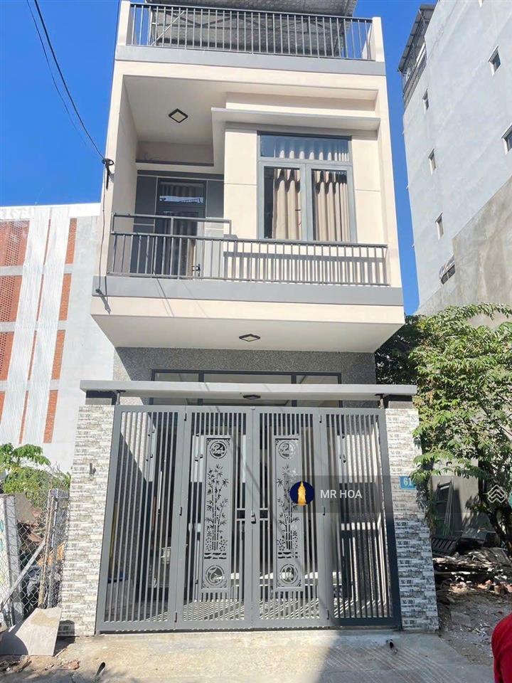 Cần bán nhà 3 tầng, mặt tiền đường nguyễn thiện kế , gần biển .