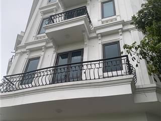 Bán gấp liền kề kiến hưng luxury  căn góc cực đẹp, full nội thất cao cấp, dt 70.9m2 5 tầngmt 15m
