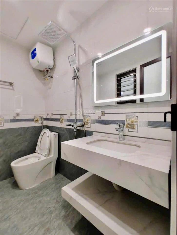 Bán nhà lê trọng tấn, hà đông ngay gần đường ô tô, dt 32m2 4 tầng full nội thất giá chỉ 5.8 tỷ