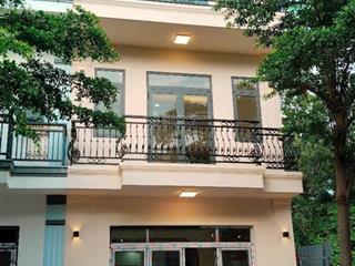 Bán nhà hoàn công 1 trệt 2 lầu kdc gần vòng xoay an phú, p.an phú, tp.thuận an