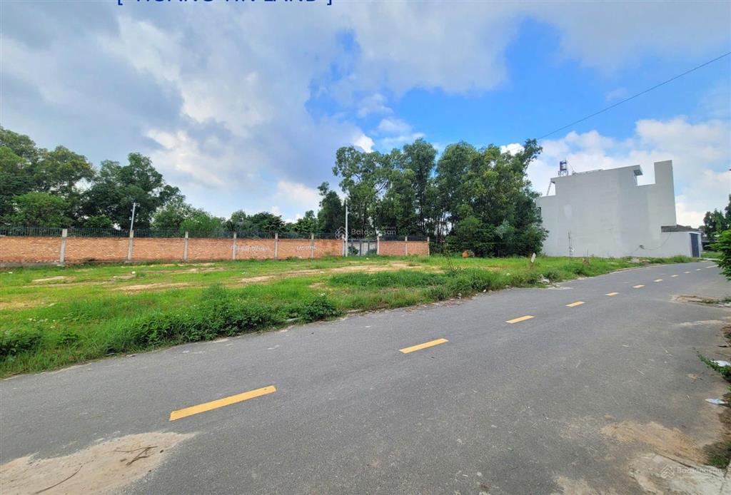2,95 tỷ bán đất mt 135m2 (6x22,5m) đường tân hiệp p.tân bình tp.dĩ an