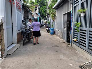 Bán nhà cấp 4 cách đường nguyễn văn trỗi 100m p.dĩ an tp.dĩ an