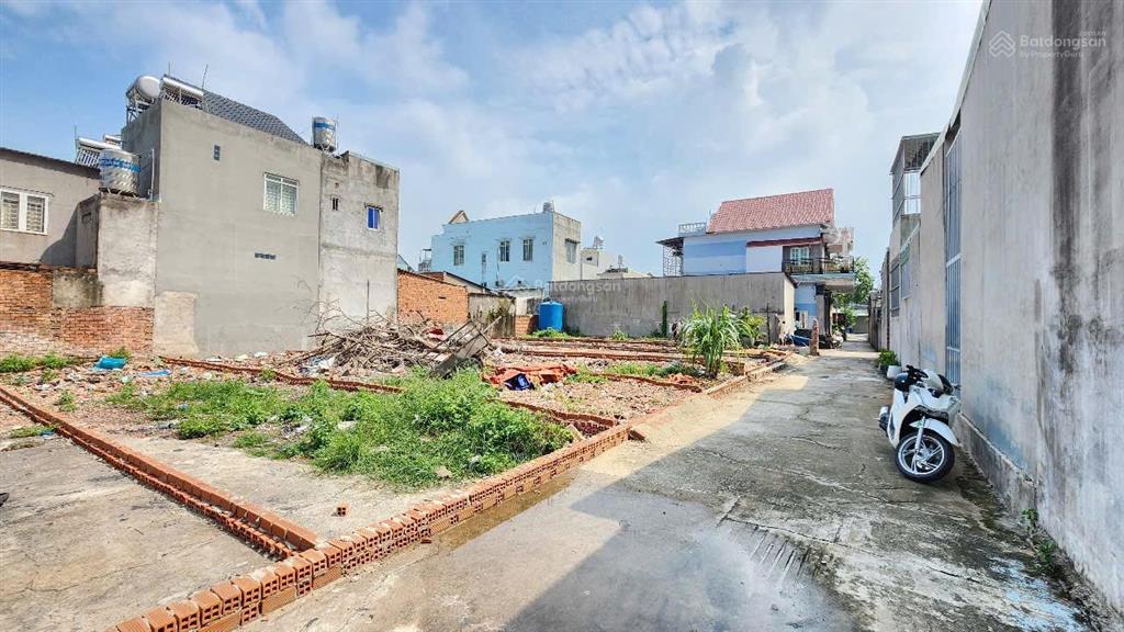 1,77 tỷ  bán lô đất giá rẻ sau lưng chợ bình chuẩn p. bình chuẩn tp thuận an