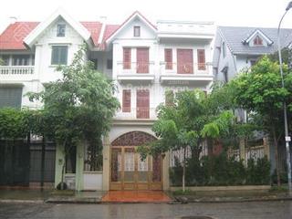 Cho thuê biệt thự gần mỹ đình 2, sát đường hàm nghi, nam từ liêm,  0977 323 ***