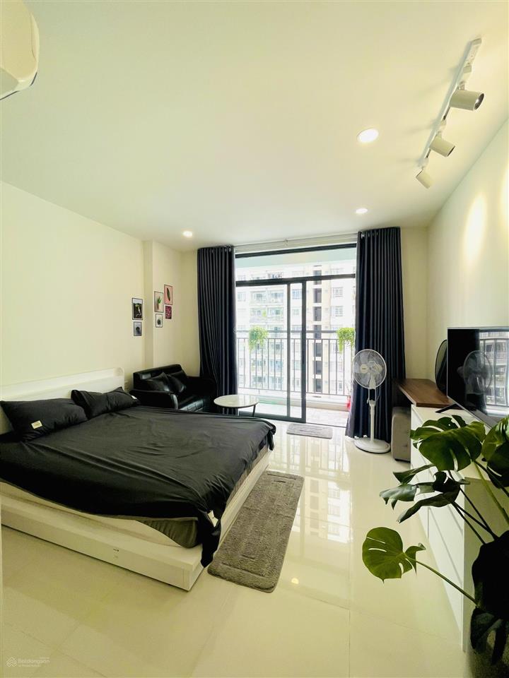 Căn hộ central premium bán gấp ot 30m2 giá chỉ 1,78 tỷ. ở & làm văn phòng. có trung tâm thương mại